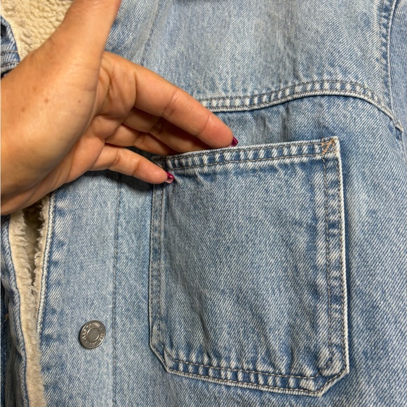 GAP Soft Denim Sherpa Button Front Jacket w Patch Pockets 1 Inner Pocket. XL - Picture 7 of 16